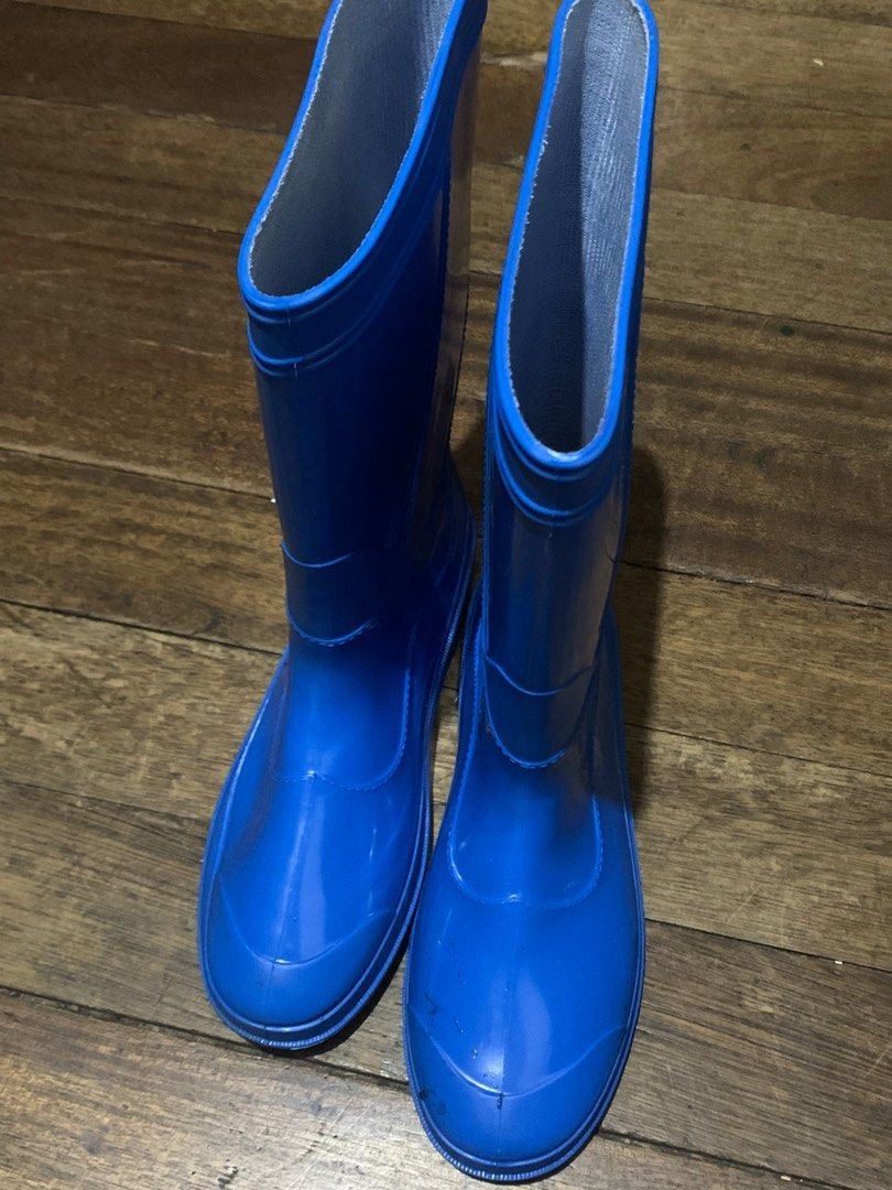 Blue Rain Boots (Category: Boots) located in Manila. Submitted by pagulan (Listing ID 1401878515, Image 1). Description: -Used just once (for a halloween party only!) -Fits size 41 (m) .