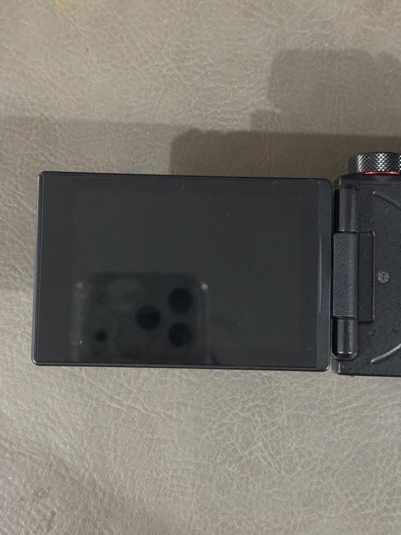 Canon PowerShot G5 X Digital Camera (Category: Cameras) located in Cagayan de Oro. Submitted by mshopper5 (Listing ID 1401777162, Image 3). Description: PLEASE READ 💕 - no major issues, minimal scratches - bought it from Canon Physical Store - comes with original charger, strap, and battery - has a flip-out screen and a viewfinder - message me for more inquiries, questions, and/or photos HAPPY SHOPPING 🛍️ .