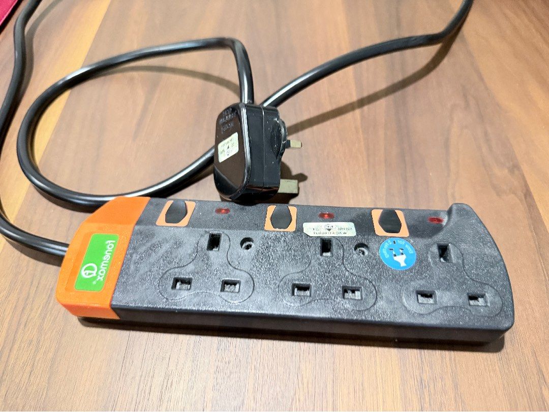 Extension Socket (Category: Other Home Appliances) located in Tanjung Tokong. Submitted by rittlesparklittle (Listing ID 1401871149, Image 1). Description: .