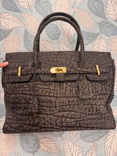 (Category: ) located in . Submitted by k2_boutiqueshop (Listing ID 1401783783, Image 1). Description: .