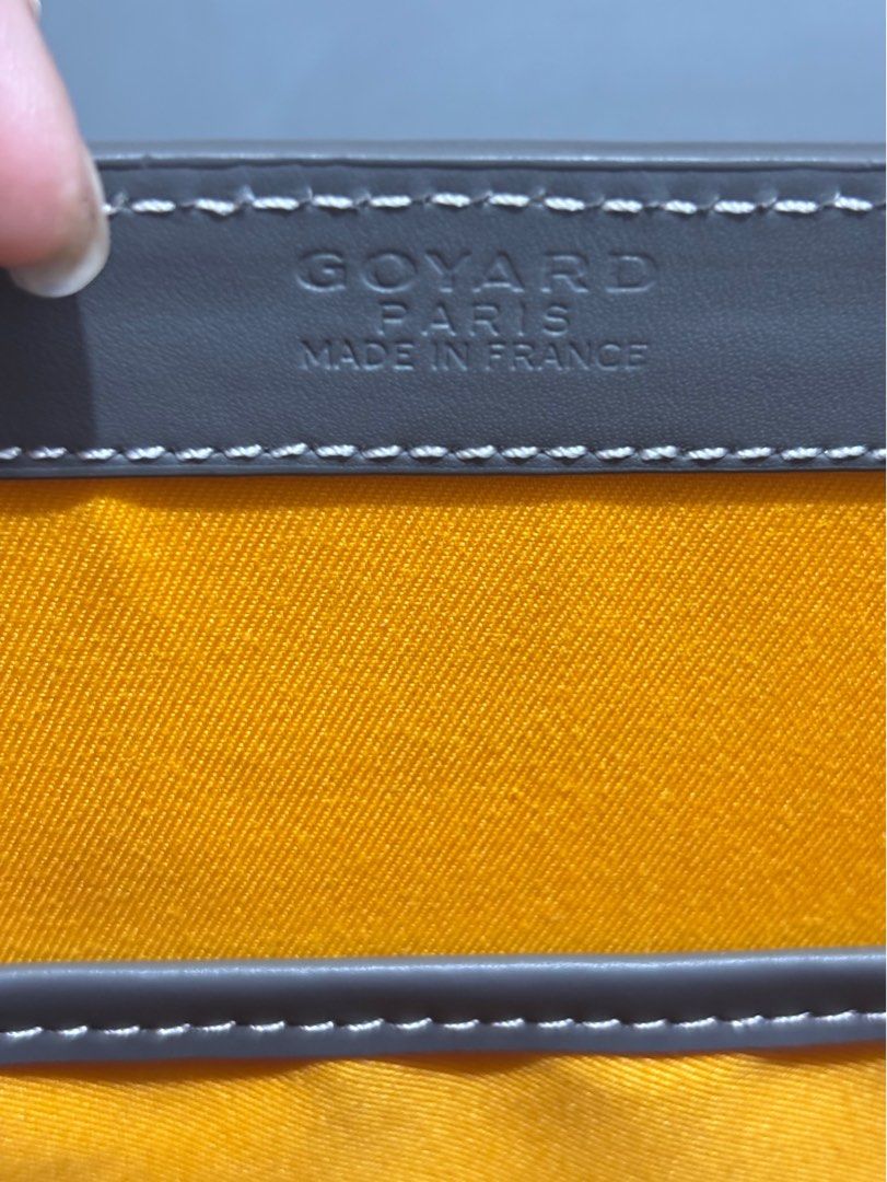 Goyard 2way bag saigon medium size (Category: Luxury Bags & Wallets) located in Rizal. Submitted by riri.rarapreloved (Listing ID 1397780303, Image 3). Description: apakaganda nito promis pang malakasan.