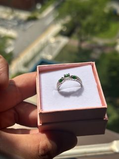 (Category: ) located in . Submitted by Jadeite88 (Listing ID 1401744440, Image 1). Description: .