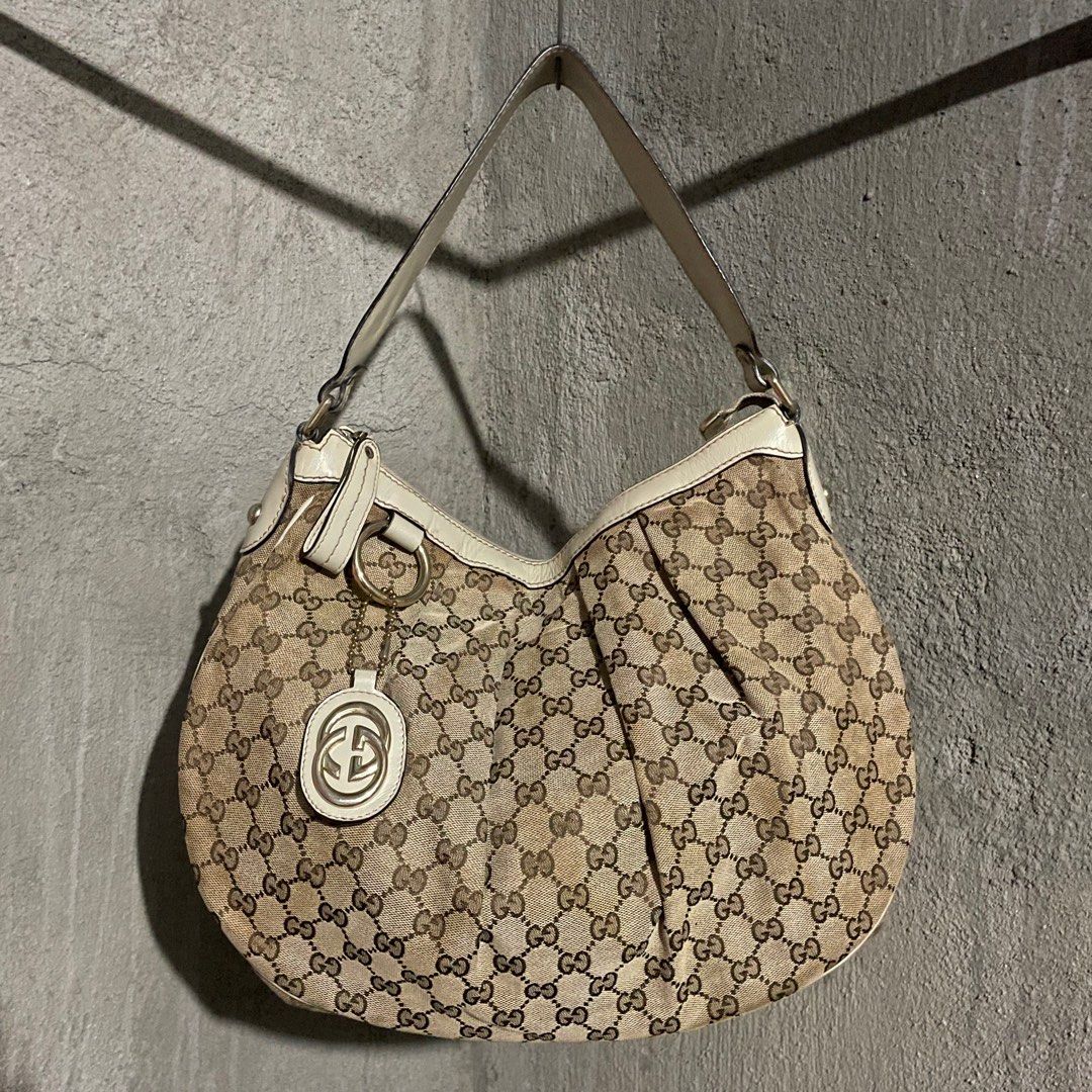 Gucci Sukey Hobo Shoulder Bag (Category: Luxury Bags & Wallets) located in Bacolod City. Submitted by classy.glamour (Listing ID 1401867480, Image 1). Description: Gucci Sukey Hobo Shoulder Bag Authentic Size: Medium Condition: Good Flaw: Need spa (no rubs) .