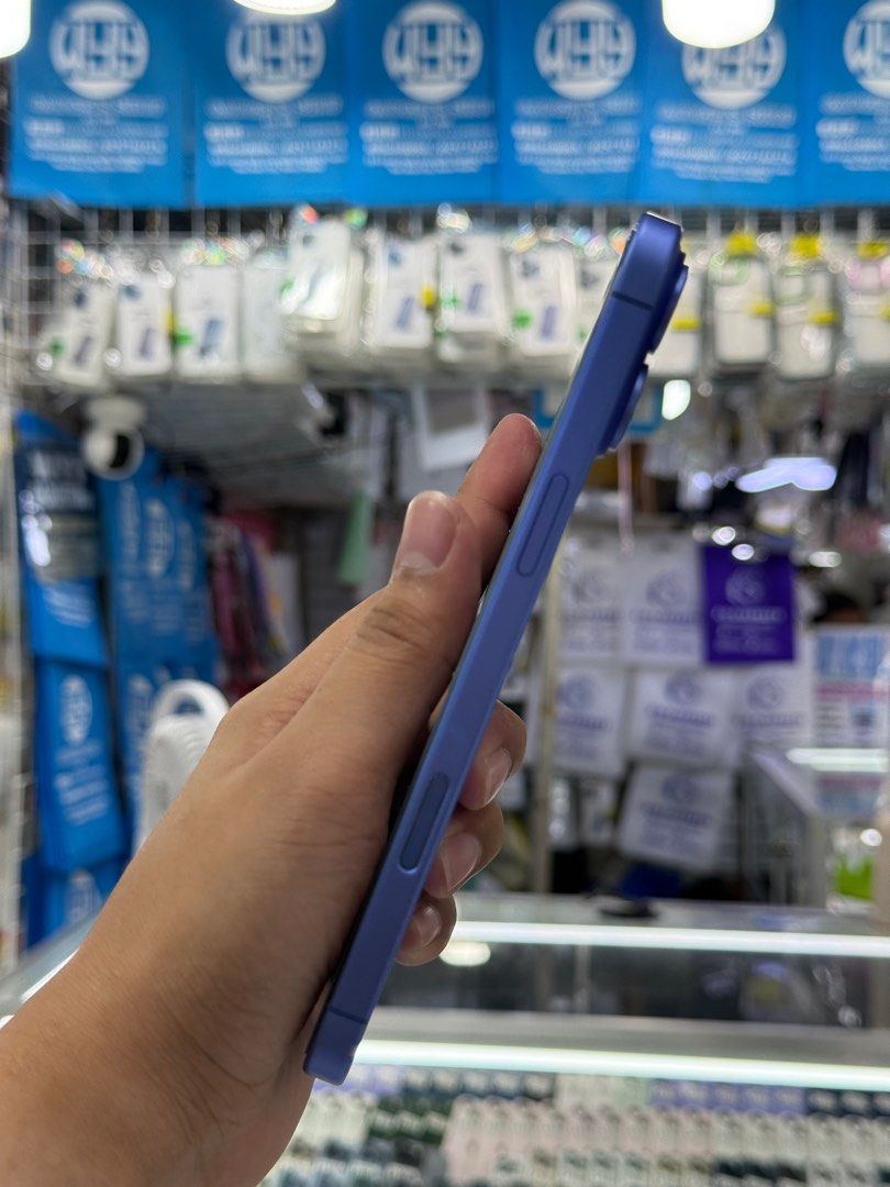 iPhone 16 Plus 512GB Factory Unlock No Issue Secondhand (Category: iPhone 16 Series) located in Pasig City. Submitted by FarAndRayShop (Listing ID 1401767647, Image 3). Description: OPEN FOR SWAP/SELLING/BUYING (RFS: Buy and Sell) Price: 51,499 iPhone 16 Plus 512GB •Factory Unlock •NO HIDDEN ISSUES •TEST TO SAWA •Authentic Phone Physical store in Greenhills Shopping Center XC-07 Stall Number Look For Rayray Or Anika NO CASH INSTALLMENT We are ope