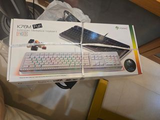 （分類：）位於 。 由 mschaninparis 提交（商品編號 1396808055，圖片 1）。簡介： 。