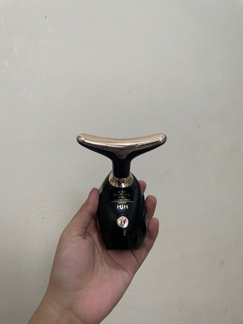 Lifting & Tightening massage instrument (Category: Massage Devices) located in Manila. Submitted by weyt_k (Listing ID 1401910529, Image 2). Description: ALL BRAND NEW. NEVER BEEN USED. PM FOR MORE DETAILS. PAYMENT THRU GCASH ONLY. LALAMOVE INSIDE METRO MANILA.