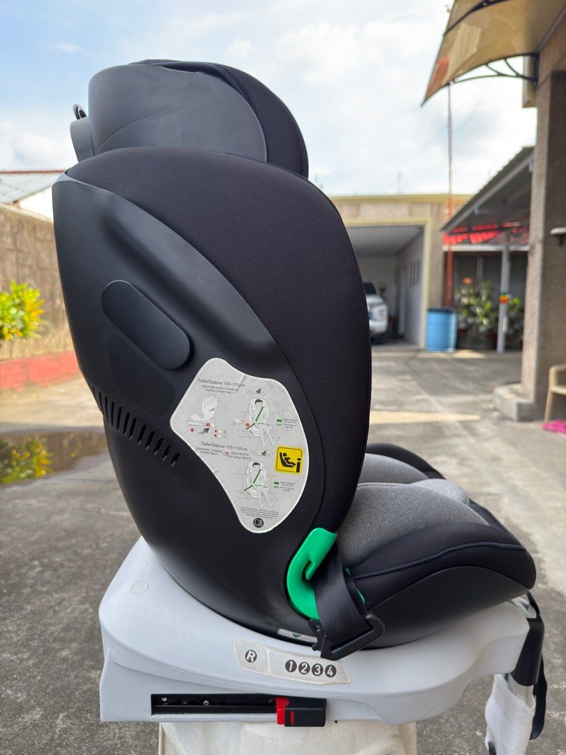 Looping Car Seat (Category: Car Seats) located in Manila. Submitted by yujohanna (Listing ID 1401819553, Image 2). Description: .