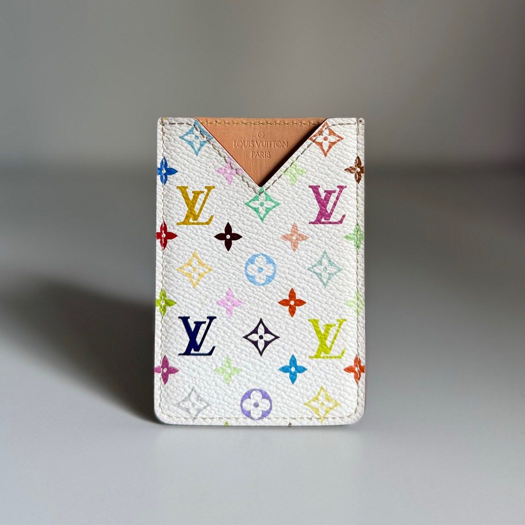 Louis Vuitton Takashi Murakami Multicolore card holder (Category: Luxury Bags & Wallets) located in Quezon City. Submitted by ksumer (Listing ID 1401763771, Image 2). Description: Used card holder.