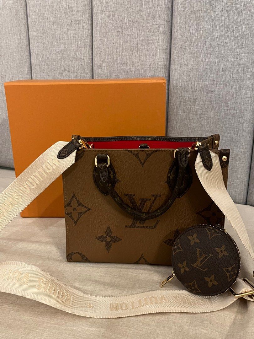 Louis Vuitton OTG PM (Category: Luxury Bags & Wallets) located in Pasig City. Submitted by abbeyvt (Listing ID 1401828750, Image 3). Description: Almost new LV OTG PM size with strap and coin purse. Complete inclusions with box, receipt, dust bag, and care cards 💖 Microchip 💖.