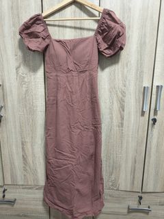 (Category: ) located in . Submitted by liketodressup (Listing ID 1401789953, Image 1). Description: .