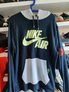 (Category: ) located in . Submitted by swaggysoles (Listing ID 1401720318, Image 1). Description: .