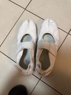 (Category: ) located in . Submitted by needtodeclutter___ (Listing ID 1401797712, Image 1). Description: .