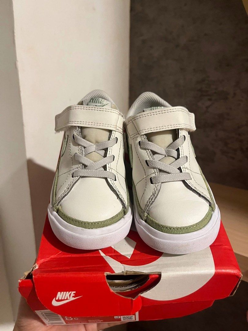 Nike Legacy for toddler (Category: Babies & Kids Fashion) located in Marikina City. Submitted by smause (Listing ID 1401879479, Image 3). Description: Galing kay seller ang photos. Malaki pa kasi sa anak ko kaya bebenta ko na lang ulit. Location: Marikina MOP: Gcash or Bank Transfer.