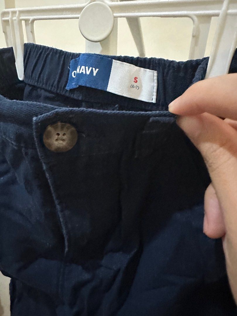 Old Navy Navy Shorts - Size S (6-7) (Category: Babies & Kids Fashion) located in Taguig. Submitted by heyaaayien (Listing ID 1401740986, Image 3). Description: - Old Navy navy shorts - Size: S (fits 6-7 years old) - Features: Button closure, elastic waistband.