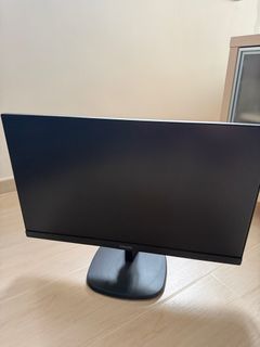 （分類：）位於 。 由 preownedthgs 提交（商品編號 1401806655，圖片 1）。簡介： 。