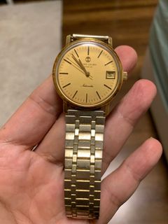 (Category: ) located in . Submitted by arie_wardrobe (Listing ID 1401842519, Image 1). Description: .
