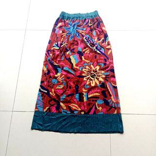 (Kategori: ) berada di . Dikirim oleh select_item (ID iklan 1401776858, Gambar 1). Deskripsi: .