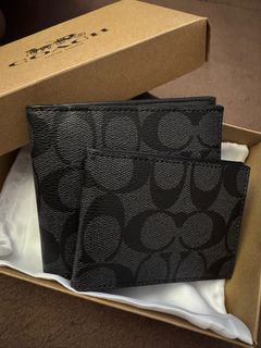 (Category: ) located in . Submitted by bagtobags (Listing ID 1180992004, Image 1). Description: .