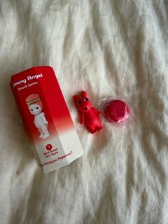 (Category: ) located in . Submitted by declutterthxbye (Listing ID 1401776779, Image 1). Description: .