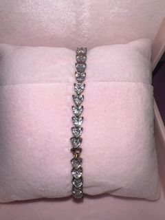 (Category: ) located in . Submitted by 2107s- (Listing ID 1401847497, Image 1). Description: .