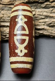 密宗古寺廟結縁 古瑪瑙製 九眼 錯銀 至純天珠 風水開運 古仏珠 根付 大美无言\u2014\u2014大自然鬼斧神工的藏传天珠- 知乎