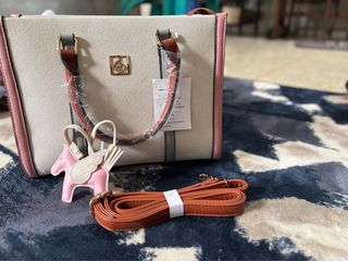 (Kategori: ) berada di . Dikirim oleh cchamomile (ID iklan 1401801361, Gambar 1). Deskripsi: .