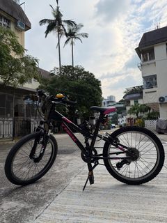 （分類：）位於 。 由 keithlee 提交（商品編號 1401798477，圖片 1）。簡介： 。