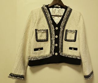 （分類：）位於 。 由 tintinmilo 提交（商品編號 1401886037，圖片 1）。簡介： 。