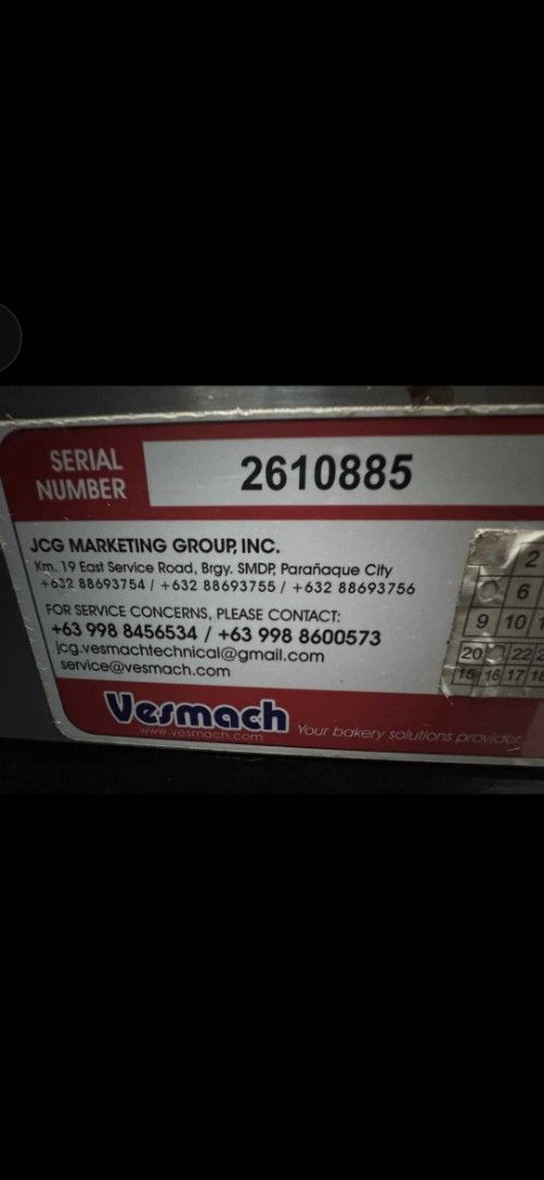 Vesmach WV-805E Commercial Oven (Category: Ovens & Toasters) located in Quezon City. Submitted by totsie (Listing ID 1401907897, Image 2). Description: highly used vesmach electric deck oven.