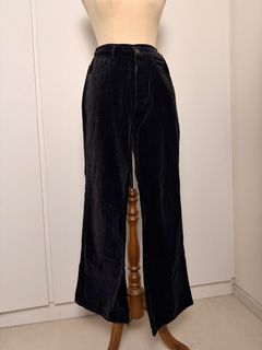 (Category: ) located in . Submitted by supacuteclothes (Listing ID 1401837348, Image 1). Description: .