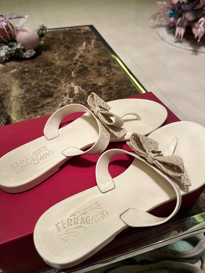 Vintage Ferragamo Jelly Sandals (Category: Flats & Sandals) located in Quezon City. Submitted by yannyy001 (Listing ID 1401885796, Image 2). Description: Guaranteed Authentic , Personal Pair Just needs cleaning .
