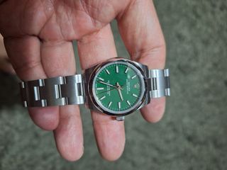 (Category: ) located in . Submitted by legacytimepieces (Listing ID 1401724644, Image 1). Description: .
