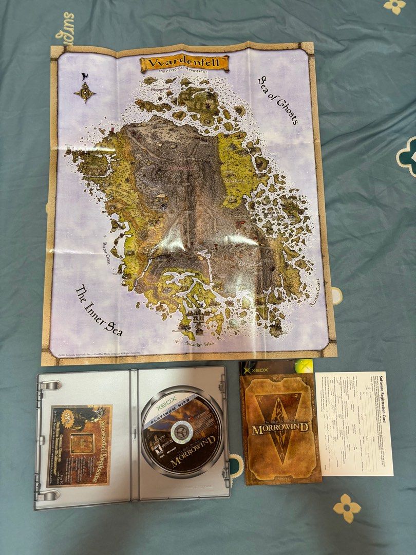 XBOX The Elder Scrolls III Morrowind (Category: Xbox) located in Antipolo. Submitted by qwerty2301 (Listing ID 1401885343, Image 3). Description: Complete with inserts and map in mint condition. ₱800 - The Elder Scrolls III The Morrowind 📦 MOD: LBC, Lalamove, or Meet up (QC Area) 💵 MOP: Gcash, Bank Transfer (BPI), or Cash.