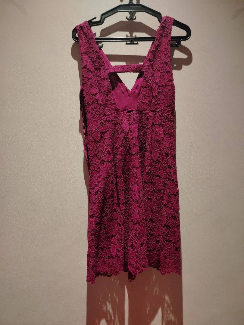 Zara Lace Dress - Size S (Category: Dresses) located in Pasig City. Submitted by vthing (Listing ID 1401864799, Image 1). Description: - Zara lace dress - Vibrant pink color - Size S - Unique back cutout detail - Made in Morocco - Perfect for a night out or special event.