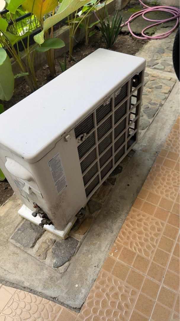 Air Conditioner Outdoor Unit (Category: Air Conditioning and Heating) located in Quezon City. Submitted by bryanchristianalarcon (Listing ID 1405254946, Image 1). Description: Not working (C4) problem 2 units available 5,000 each.