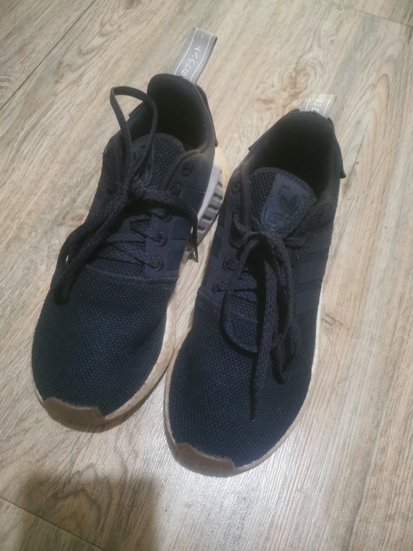Authentic Adidas NMD R2 navy blue (Category: Casual Shoes) located in Santa Rosa. Submitted by setfree (Listing ID 1405208824, Image 2). Description: Need wash US 7 1/2 UK 6 CHN 240 RFS: moving abroad 600 + shipping J&T Santa Rosa, Nueva Ecija.