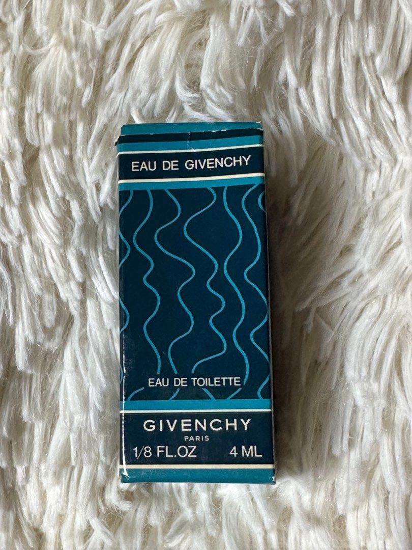 AUTHENTIC EAU DE GIVENCHY (Category: Fragrance & Deodorants) located in Cainta. Submitted by Micks81StorePH (Listing ID 1405197993, Image 1). Description: 4 ML 🇯🇵.