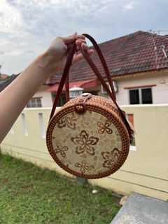 (Category: ) located in . Submitted by aqlanbj (Listing ID 1405232323, Image 1). Description: .