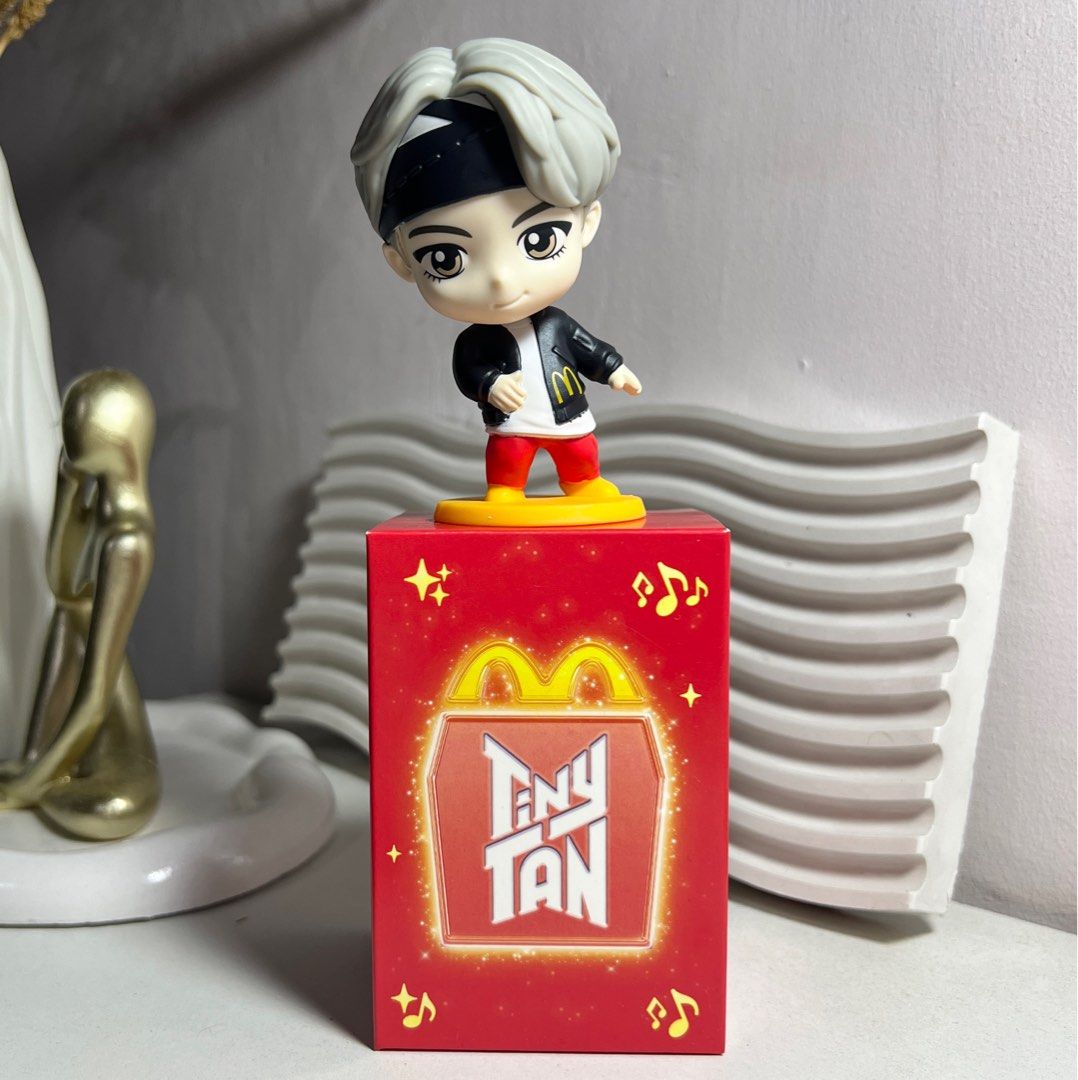 BTS Mcdo Collab - Encore Edition (Category: K-Wave Merchandise) located in Taguig. Submitted by septmbr. (Listing ID 1405339634, Image 2). Description: BTS x Mcdo Collab - Encore Edition 100 each 250 if for takeall RFS: Spare/Duplicate.