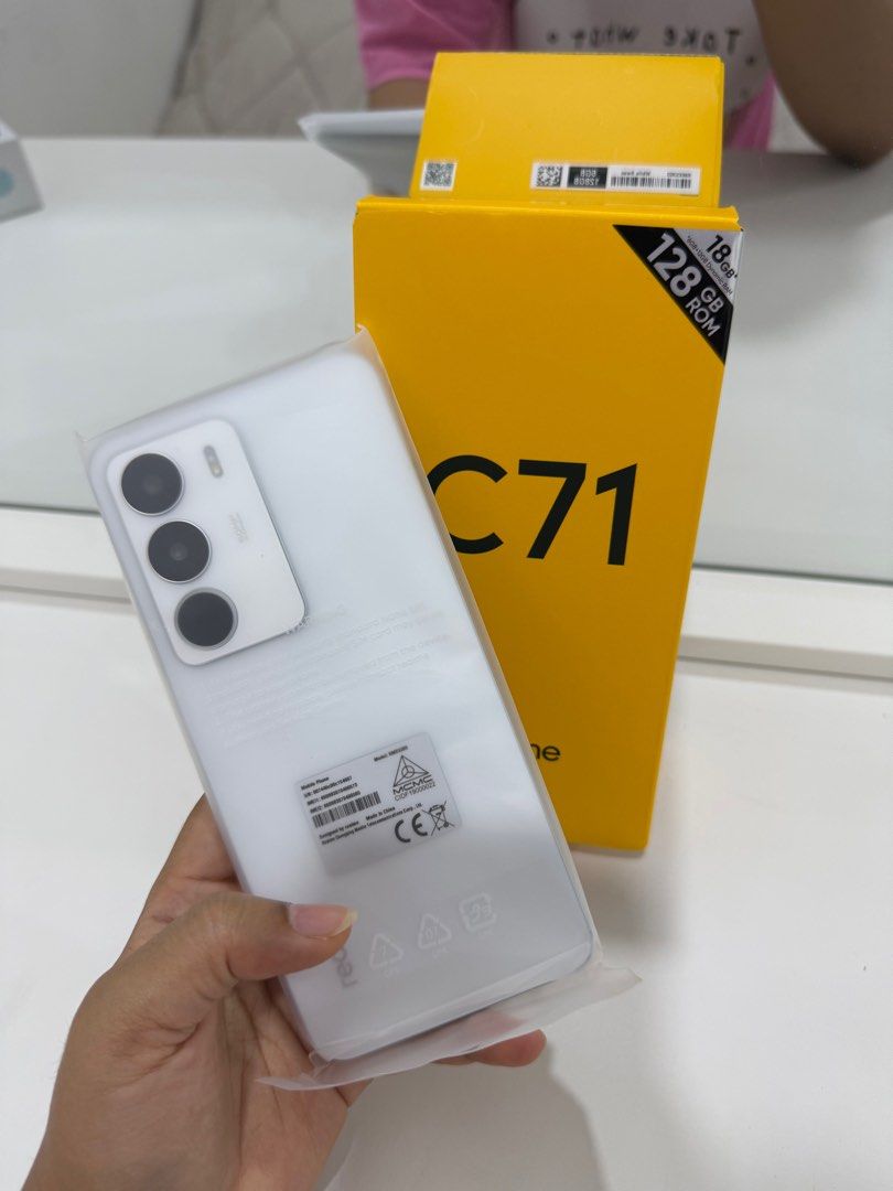 C75 (Category: Other Gadgets) located in Kuantan. Submitted by atiqarriffin (Listing ID 1405193893, Image 3). Description: Berminat boleh ws 0145226829 Selfpickup.