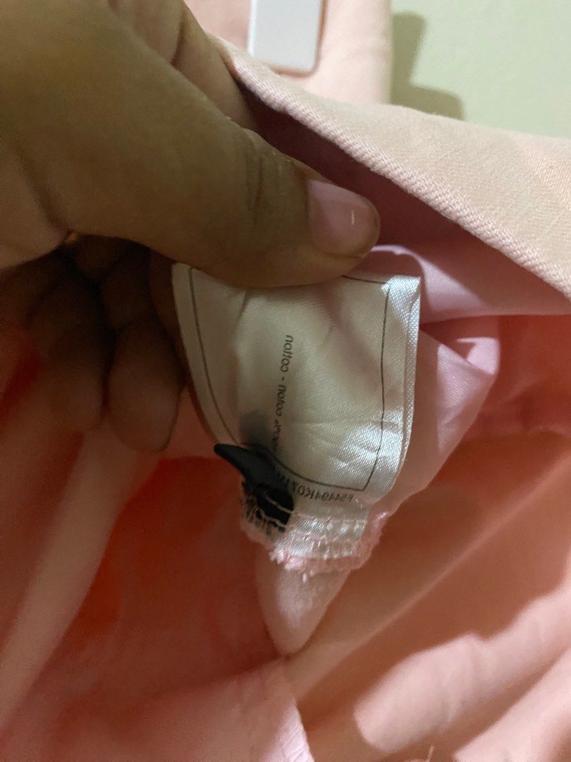 Chanel pink short (Category: Luxury Apparel) located in Manila. Submitted by avathriftedcloset (Listing ID 1405298451, Image 3). Description: 25-27 inches .