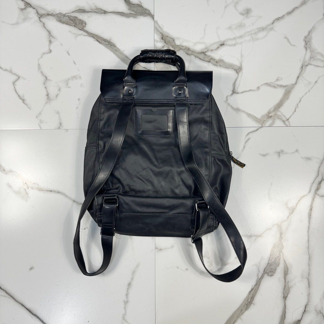 Dr. Marten’s - Kiev Smooth Leather & Canvas - Backpack (Category: Backpacks) located in Dasmarinas. Submitted by F_A_Q (Listing ID 1405287777, Image 2). Description: ONE SIZE - 16 In. Width - 18 In. Length 9/10 Overall usage Note : Minor/unnoticeable leather peeling due to age and usage. Still very mint condition. .