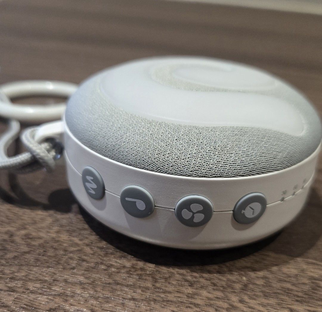 Dreamegg HFD-W11 Sound Machine (Category: Other Home Appliances) located in Manila. Submitted by cathy.cathy19 (Listing ID 1405250553, Image 3). Description: Small But Mighty: D11 sound machine for sleeping combines noise blocker, nightlight and sleep soother in one easy-to-use device. It comes with favorable features with soothing sounds, customized light brightness, timer, volume levels and child-lock for safety. D11 portable sound machine is n