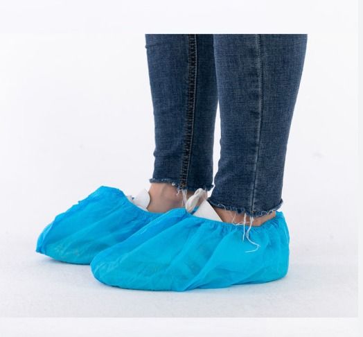FUSION QUANTUM SHOE COVER-NON WOVEN (Category: Medical Supplies & Tools) located in Quezon City. Submitted by zyra26 (Listing ID 1405176793, Image 1). Description: .