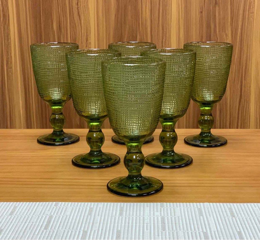Goblets Glass (Category: Other Kitchenware & Tableware) located in Las Pinas. Submitted by sparkjoy2022 (Listing ID 1405314923, Image 2). Description: 695 for 6 pcd.