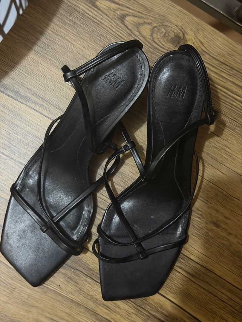 H&M Black Strappy Sandals - Size 38 (Category: Flats & Sandals) located in Antipolo. Submitted by aecee23 (Listing ID 1405168488, Image 1). Description: - H&M Black Strappy Sandals - Size: 38 (US 7, CN 240/1.5) - Features a square toe - Delicate strappy design - Perfect for various outfits - 2-inch heel - Can fit size 37.