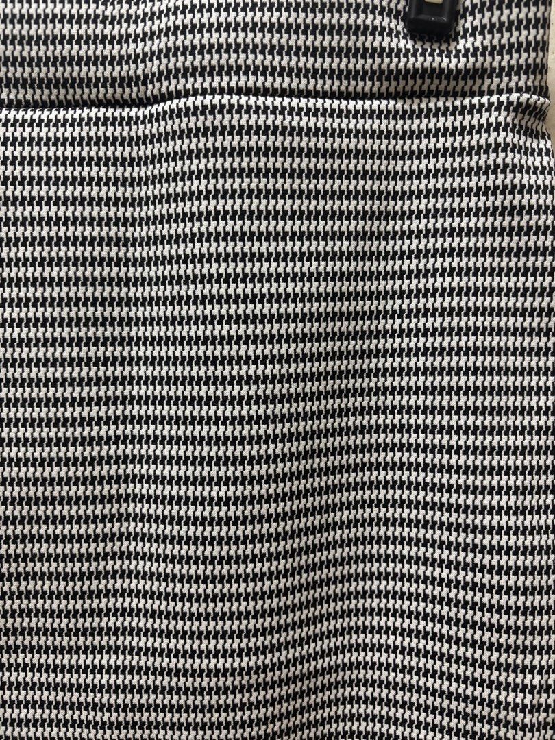 Houndstooth Pencil Skirt (Category: Skirts) located in Paranaque City. Submitted by cathsudon (Listing ID 1405171760, Image 2). Description: Houndstooth Pencil Skirt > Perfect for office days or casual stylish fits > High waisted design, made of stretchy material > Message for measurements > RFS: Decluttering > Price is negotiable MOP: GCash/BPI via QR (will be provided once I accept the price offered) Delivery: Grab or Lalamove Delivery fee will