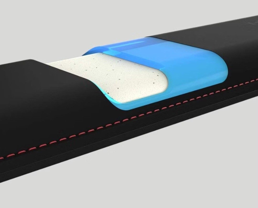 hyperx wristpad mouse silicone gel pad (Category: Mouse & Mousepads) located in Manila. Submitted by blizzardstan (Listing ID 1405192248, Image 1). Description: 1000 for hyperx wrist rest 400 for nut wrist silicone pad 500 acorn nut mouse pad.