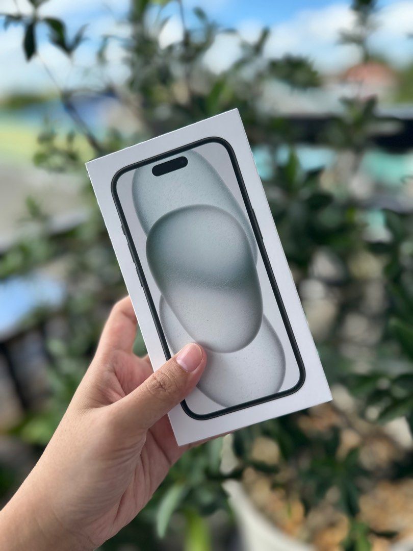 Iphone 15 128gb Brand new Sealed (Category: iPhone 15 Series) located in Caloocan City. Submitted by acvalloyas (Listing ID 1405216527, Image 2). Description: Brand new and sealed Iphone 15 128gb black Not yet activated NTC Meet up: SM Caloocan Pick up: Celina Homes 2.