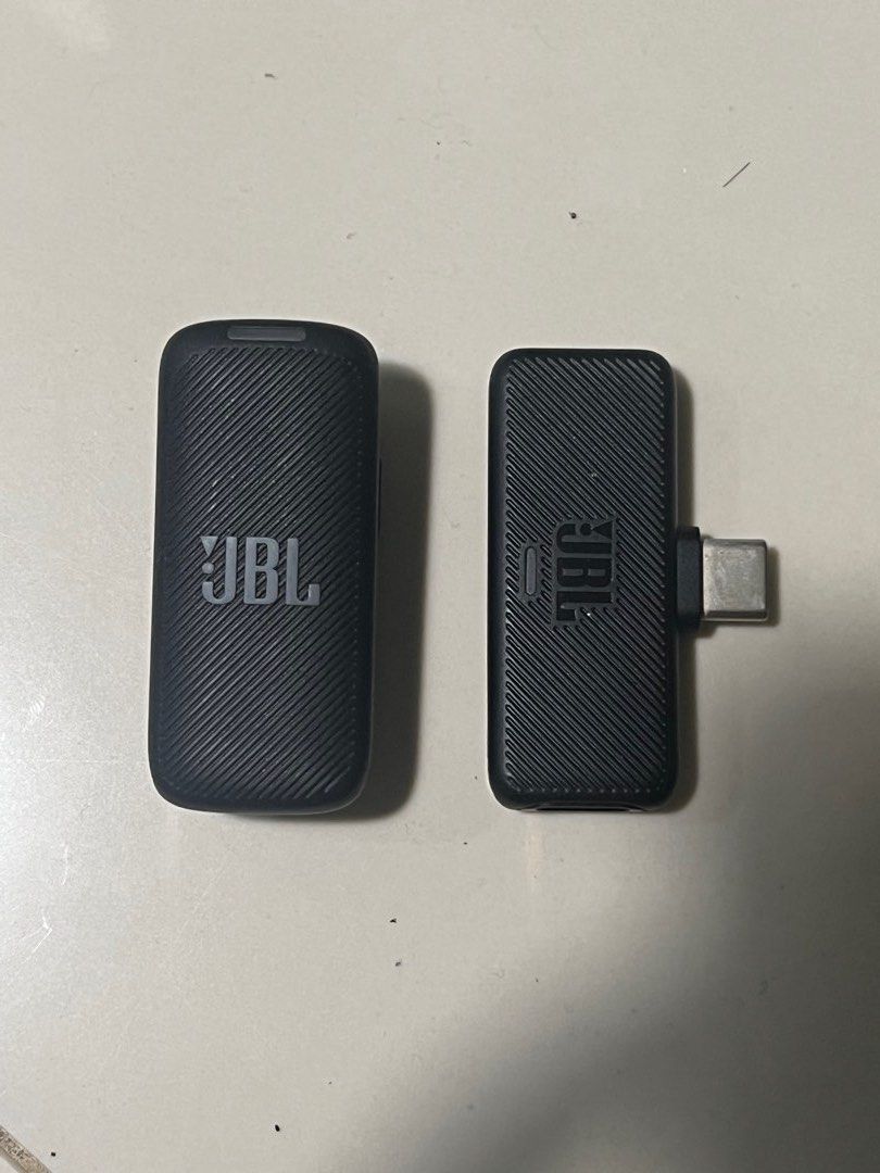 JBL Quantum Stream Wireless Microphone For Android/Apple Smartphone w/USB C For Vlogs & Audio Recording (Category: Microphones) located in San Fernando. Submitted by penbonifacio (Listing ID 1405254400, Image 2). Description: Excellent condition JBL Quantum Stream Wireless Microphone Set for Vlogging and Recording Presentations - For Android smartphones with USB-C connector RUSH Jnt/Lalamove within Metro Manila Gcash Payment.